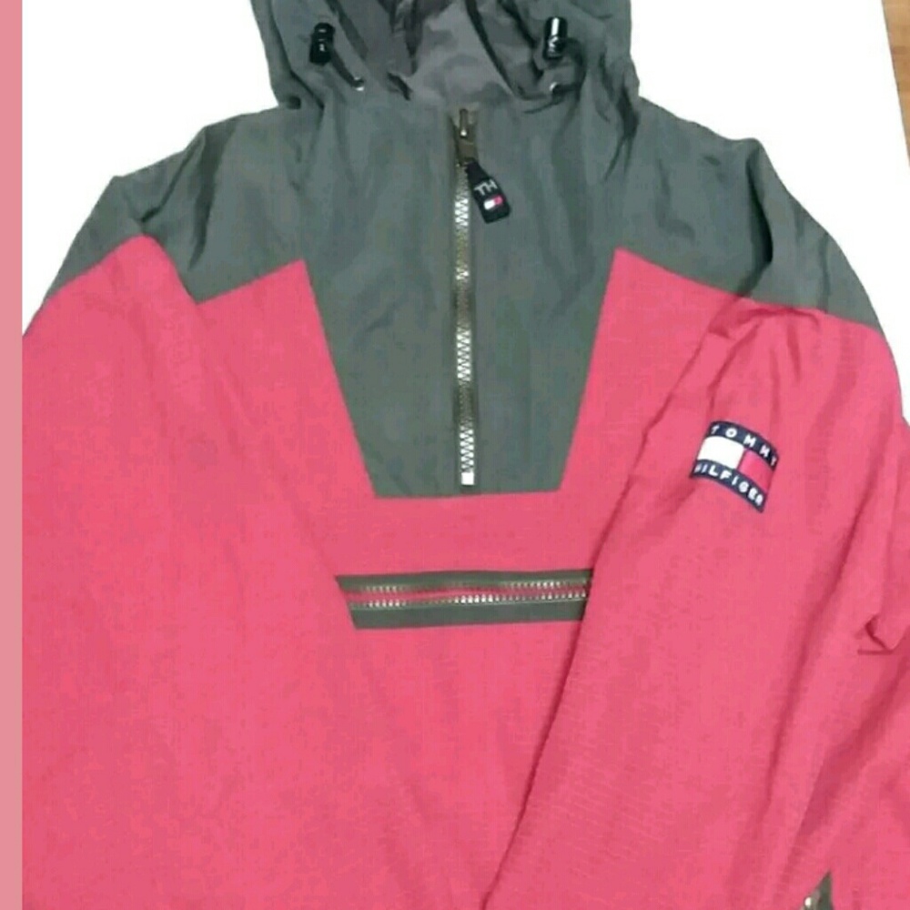 Tommy Hilfiger outdoor pullover 1/4 zip size M